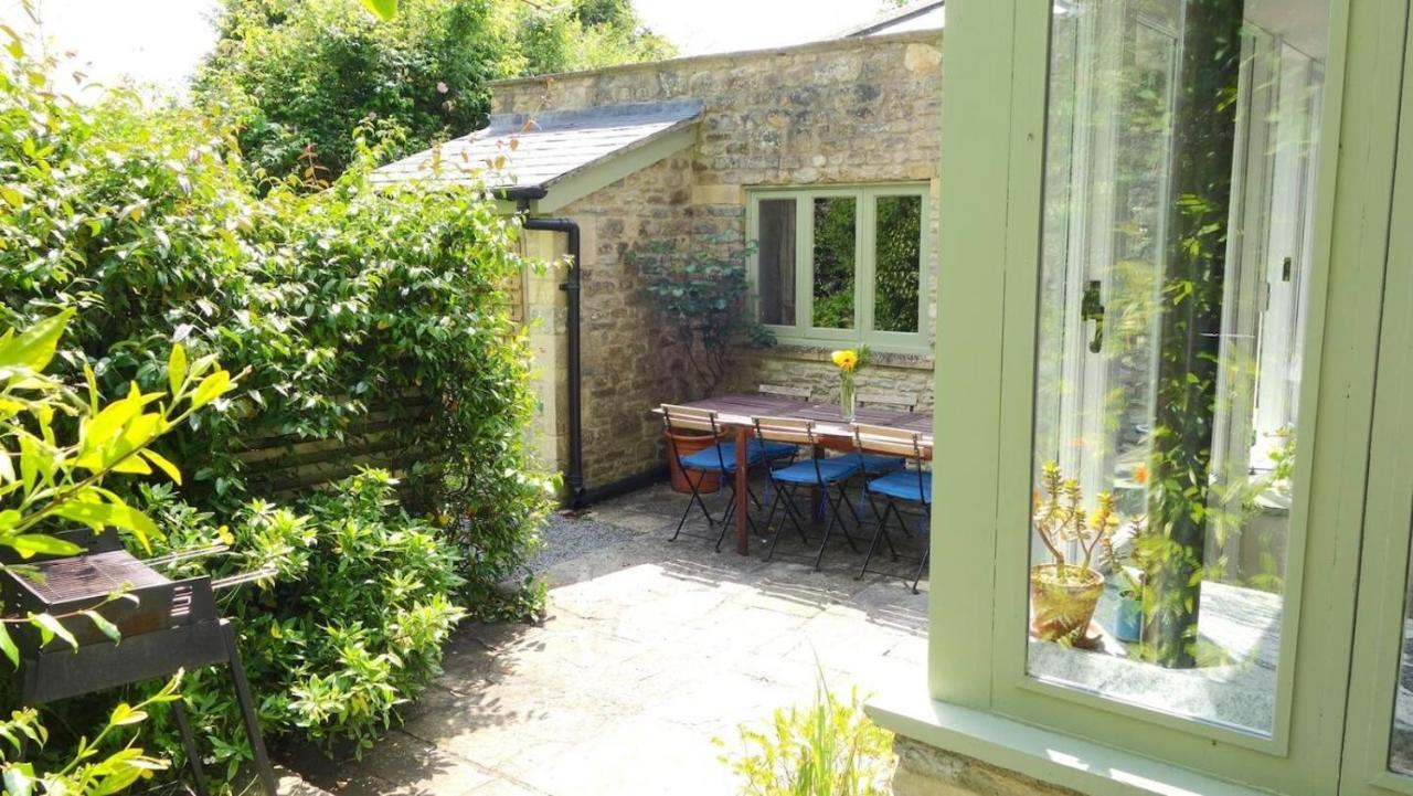 Lovely Property In The Heart Of Somerset, Sleeps 9 เชพตันมัลเล็ต ภายนอก รูปภาพ