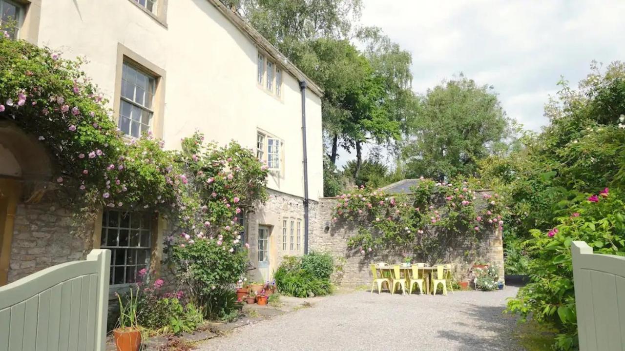 Lovely Property In The Heart Of Somerset, Sleeps 9 เชพตันมัลเล็ต ภายนอก รูปภาพ