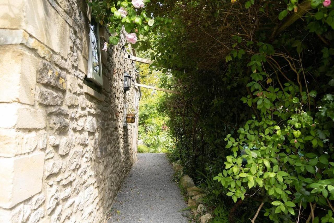 Lovely Property In The Heart Of Somerset, Sleeps 9 เชพตันมัลเล็ต ภายนอก รูปภาพ
