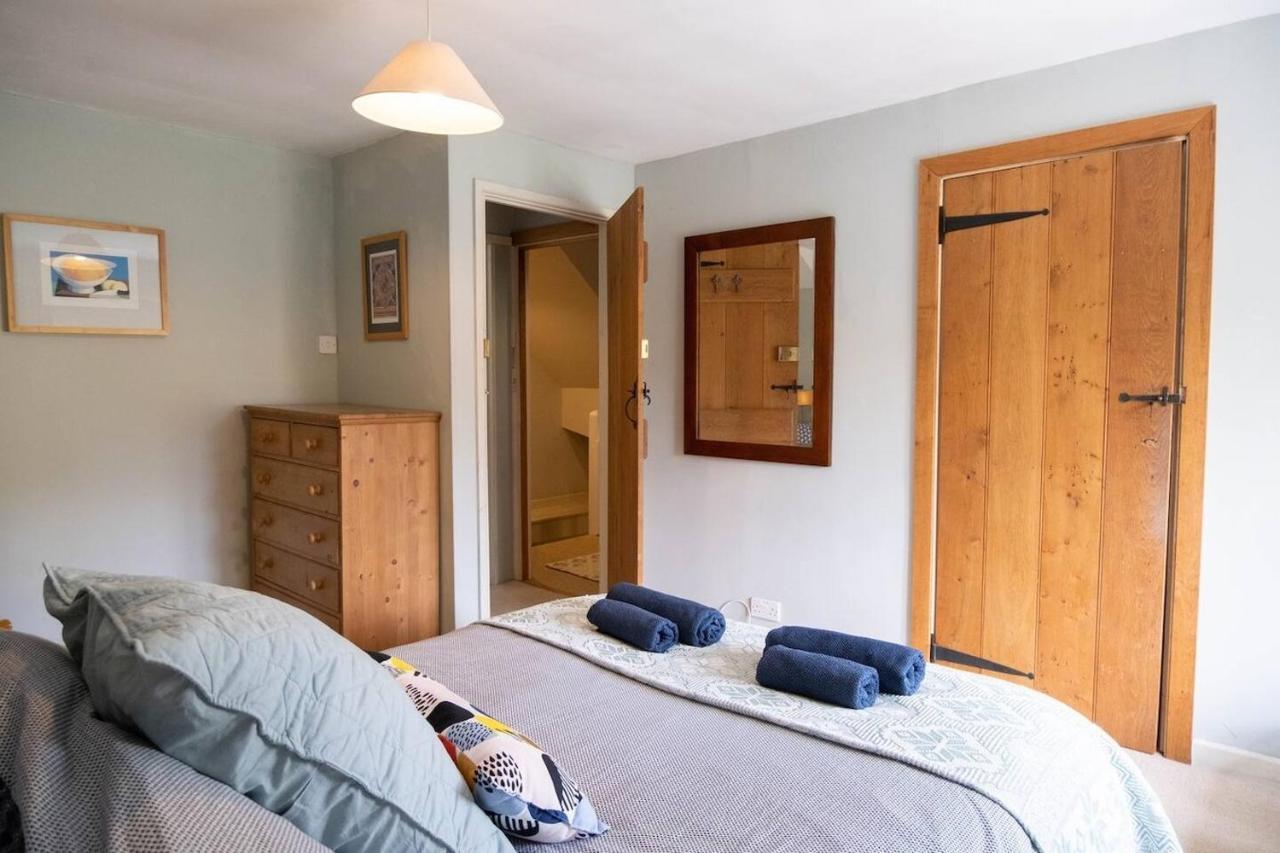 Lovely Property In The Heart Of Somerset, Sleeps 9 เชพตันมัลเล็ต ภายนอก รูปภาพ