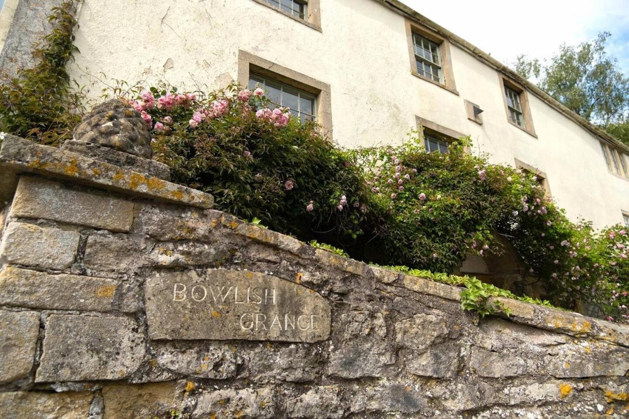 Lovely Property In The Heart Of Somerset, Sleeps 9 เชพตันมัลเล็ต ภายนอก รูปภาพ